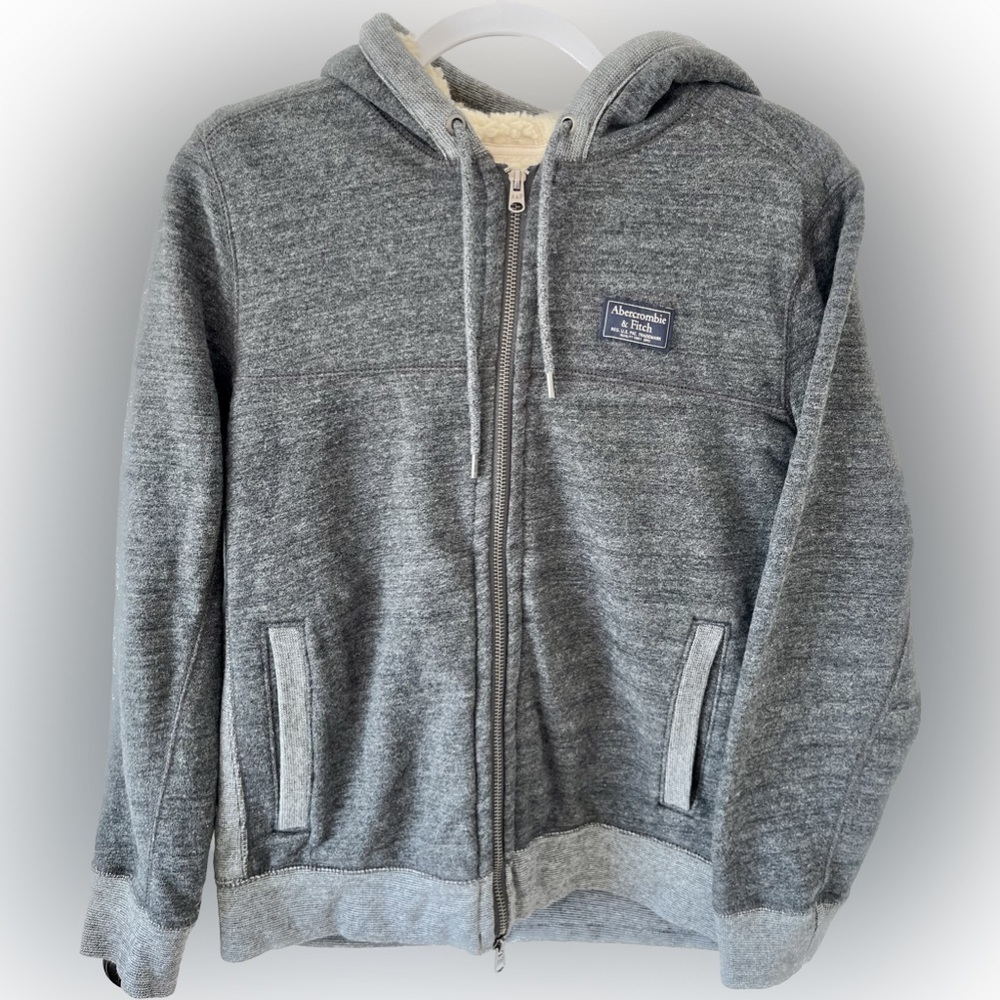 Abercrombie & Fitch Long Sleeve Jacket. Size Men’s XS. Color Grey.